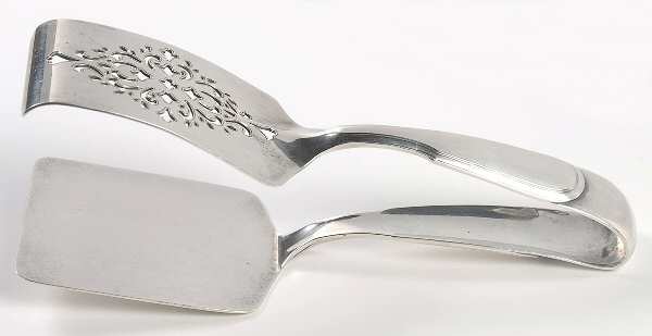 Gramercy (Sterling, 1921) Solid Piece Aspragus Tongs