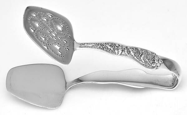 Olympian (Sterling, 1878, No Monograms) Small Solid Sandwich Tongs