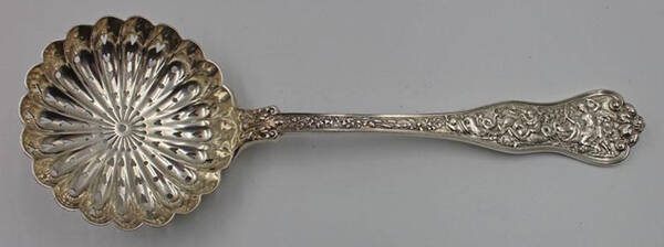 Olympian (Sterling, 1878, No Monograms) Large Oversize Sugar Sifter