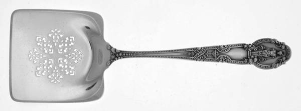 Renaissance (Sterling, 1905) Solid Pierced Waffle Server