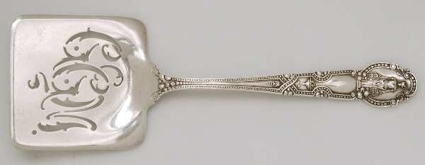 Renaissance (Sterling, 1905) Solid Pierced Waffle Server