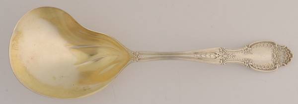 Richelieu (Sterling, 1892, No Monograms) Berry Casserole Spoon w/Kidney Bowl