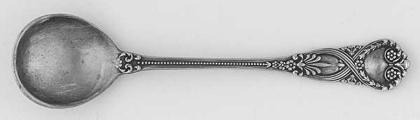 St. James (Sterling, 1898, No Monograms) Large Chocolate Spoon