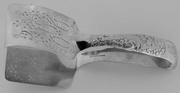 Vine-Multi Motif (Sterling, 1872) Solid Piece Aspragus Tongs