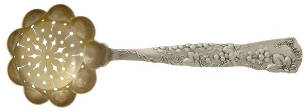 Vine-Multi Motif (Sterling, 1872) Large Sugar Sifter