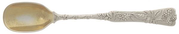 Vine-Multi Motif (Sterling, 1872) Solid Cheese Scoop
