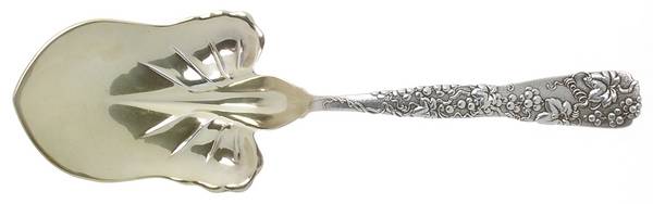 Vine-Multi Motif (Sterling, 1872) Solid Leaf-Shape Pastry Server