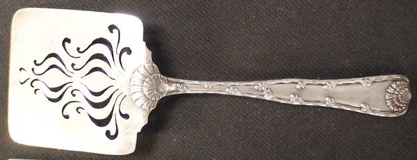 Wave Edge (Sterling, 1884) Solid Pierced Waffle Server