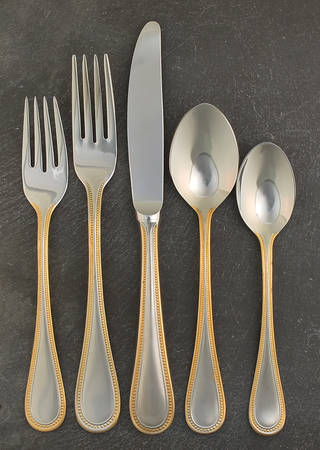 Beaded Antique Gold (Stainless, Gold Accent, Satn) 5 Piece Place Setting by Towle Silver