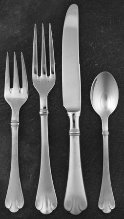 Chelmsford (Stainless, Satinhdl, Glossy) 4 Piece Place Setting