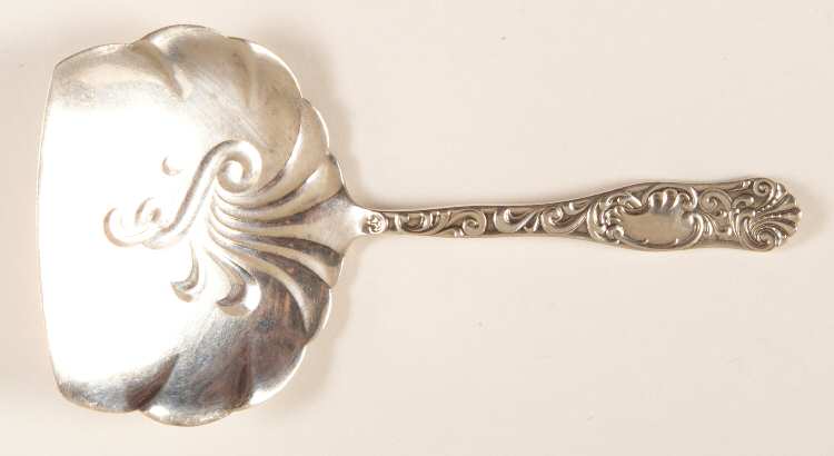 Diane (Sterling, 1889) Solid Bon Bon Spoon