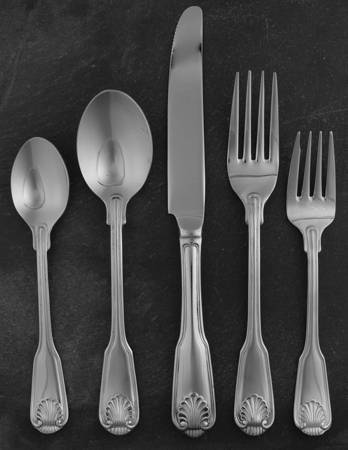 English Shell (Stainless) 5 Piece Place Setting