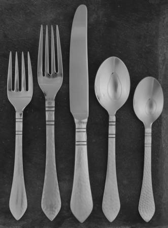 Hammered Antique (Stainless) 5 Piece Place Setting by Towle Silver