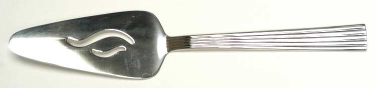 Ionic (Stainless) Pierced All Stainless Pie Server