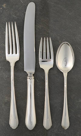 Lady Diana (Sterling, 1928, No Monograms) 32  Piece Estate Set