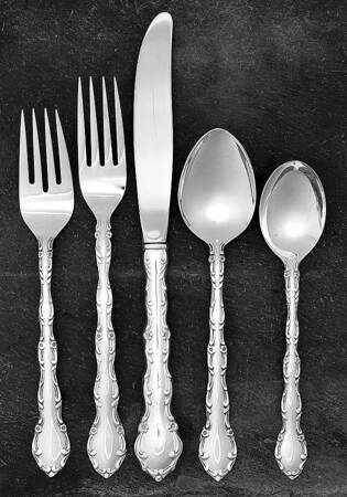 Londonderry (Silverplate, 1968) 5 Piece Place Setting