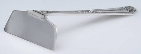 Louis XIV (Sterling, 1924, No Monograms) Food Pusher Solid