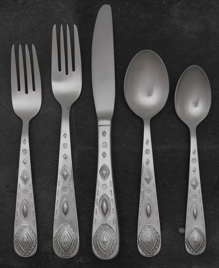 Mesa (Stainless, Supreme) 5 Piece Place Setting