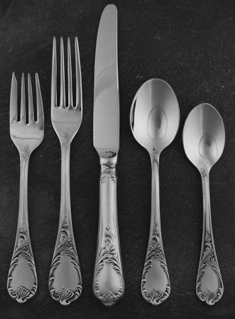Old Vienna (Stainless) 5 Piece Place Setting