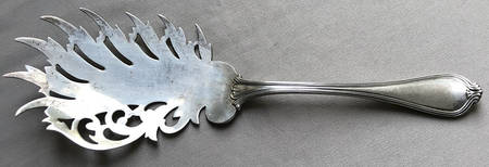 Paul Revere (Sterling, 1906) Solid Macaroni Server