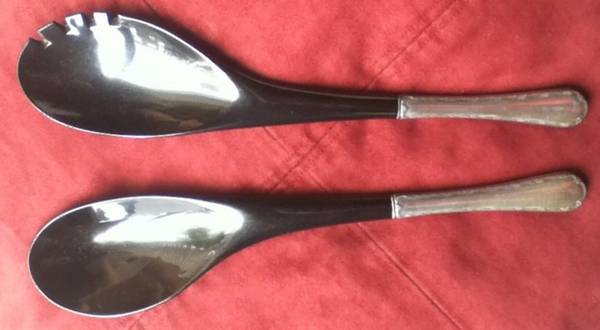Petit Point (Sterling, 1957) Plastic Bowl 2-Piece Salad Set