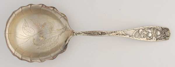 Pomona (Sterling, 1887) Small Brtcut Berry/Casserole Spoon
