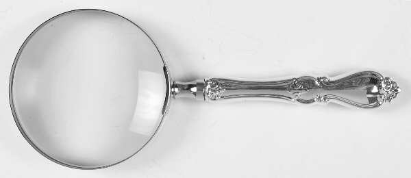 Queen Elizabeth I (Sterling, 1970, No Monograms) Large Magnifying Glass with Sterling Handle