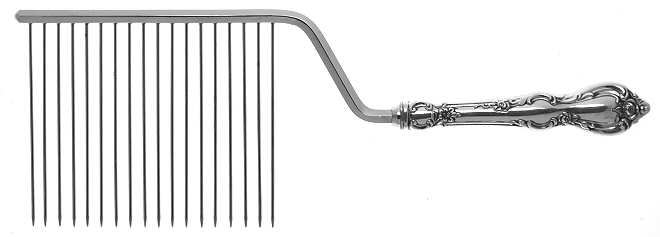 Spanish Provincial (Sterling, 1967) Cake Breaker with Silverplate Prongs