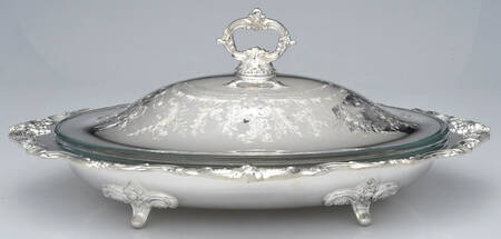 El Grandee (Silverplate Hollowware) Oval Buffet Server with Glass Liner & Lid