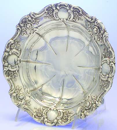 Old Master-Embossed(Silverplate, Roses-Scrolls) Medium Silverplate Bon Bon Bowl