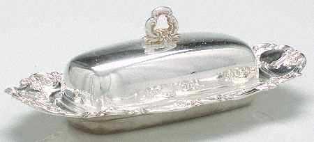 Old Master-Embossed(Silverplate, Roses-Scrolls) 1/4 Pound Covered Butter & Liner