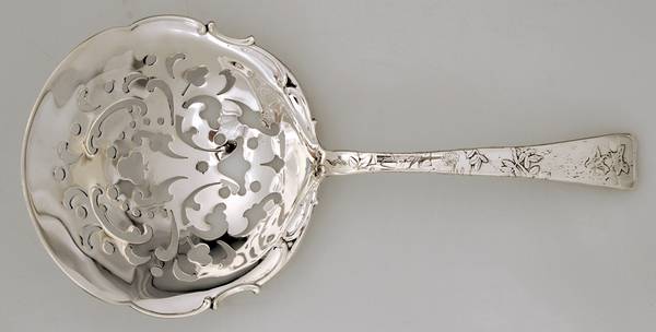 Lap-Over-Edge (Acid Etched) Pierced Saratoga Chips Server