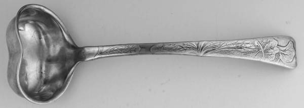 Lap-Over-Edge (Acid Etched) Gravy Ladle with Heart Shape Bowl