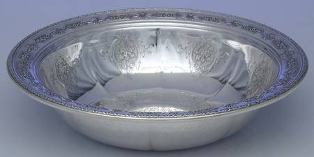 Louis XIV (Sterling, Hollowware) 9" Round Vegetable Bowl