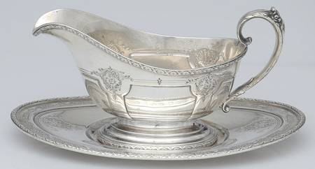 Louis XIV (Sterling, Hollowware) Sterling Gravy Boat & Underplate