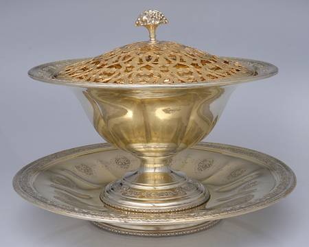 Louis XIV (Sterling, Hollowware) Round Footed Centerpiece & Underplate with Slvp Frog