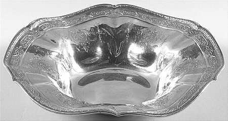 Louis XIV (Sterling, Hollowware) 10" Ruffled Round Vegetable Bowl