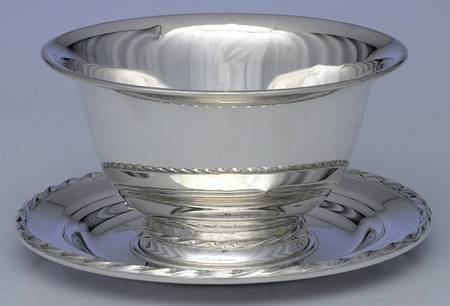 Silver Flutes (Sterling, 1941, Hollowware) Sterling Gravy Boat & Underplate