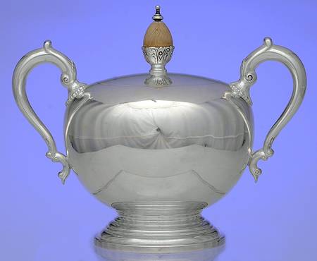Hannah Hull (Sterling, 1927, Hollowware) Sugar Bowl & Lid