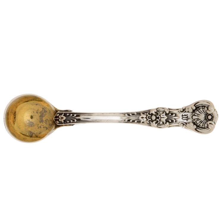 English King (Sterling, 1885, No Monograms) Individual Salt Spoon