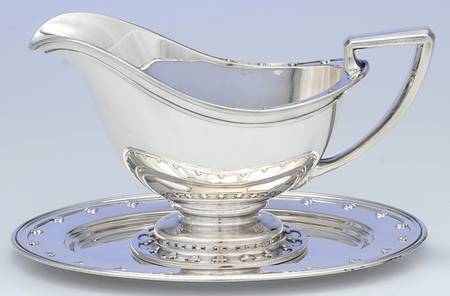St. Dunstan (Sterling, Hollowware) Gravy Boat & Underplate