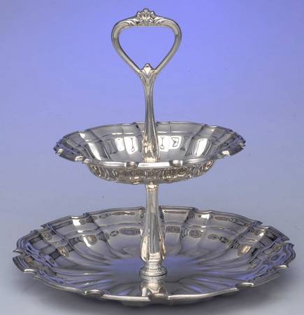 Chippendale (Silverplate, Hollowware) 2 Tier Serving Tray