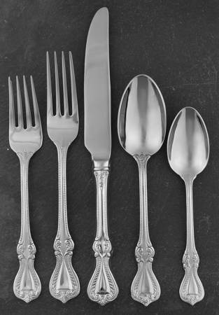 Old Colonial (Stainless) 5 Piece Place Setting