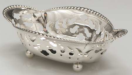 13732 (Sterling, Hollowware) Nut Dish
