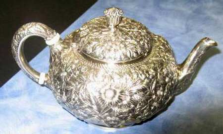 1982 (Sterling, Hollowware) Teapot