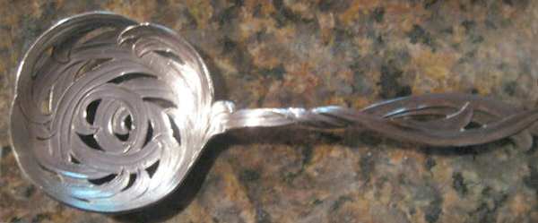 TWS427 (Sterling) Solid Bon Bon Spoon