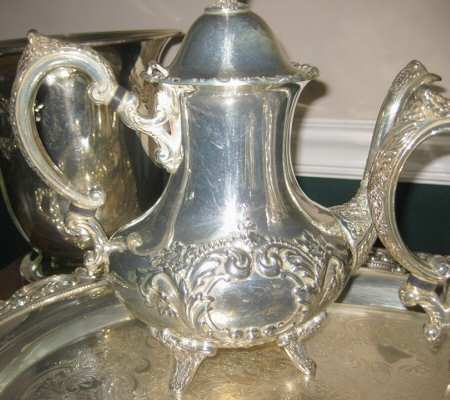 3002 (Silverplate, Hollowware) Silverplate Coffee Pot