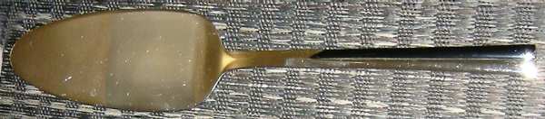 Duet (Black Accent) Pie Server with Stainless Blade