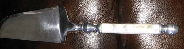 Mother of Pearl (Aluminum, Hollowware) Pie & Cake Server with Stainless Blade