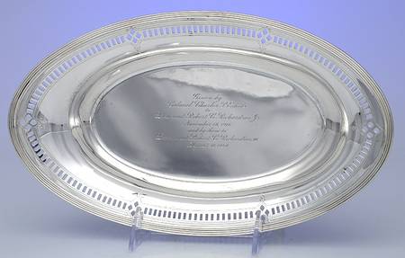 17780A (Sterling, Hollowware) 11" Bread Tray